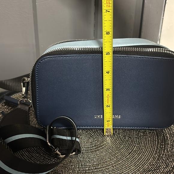 NWOT Like Dreams 2 Tone Blue Crossbody Bag - Picture 10 of 10